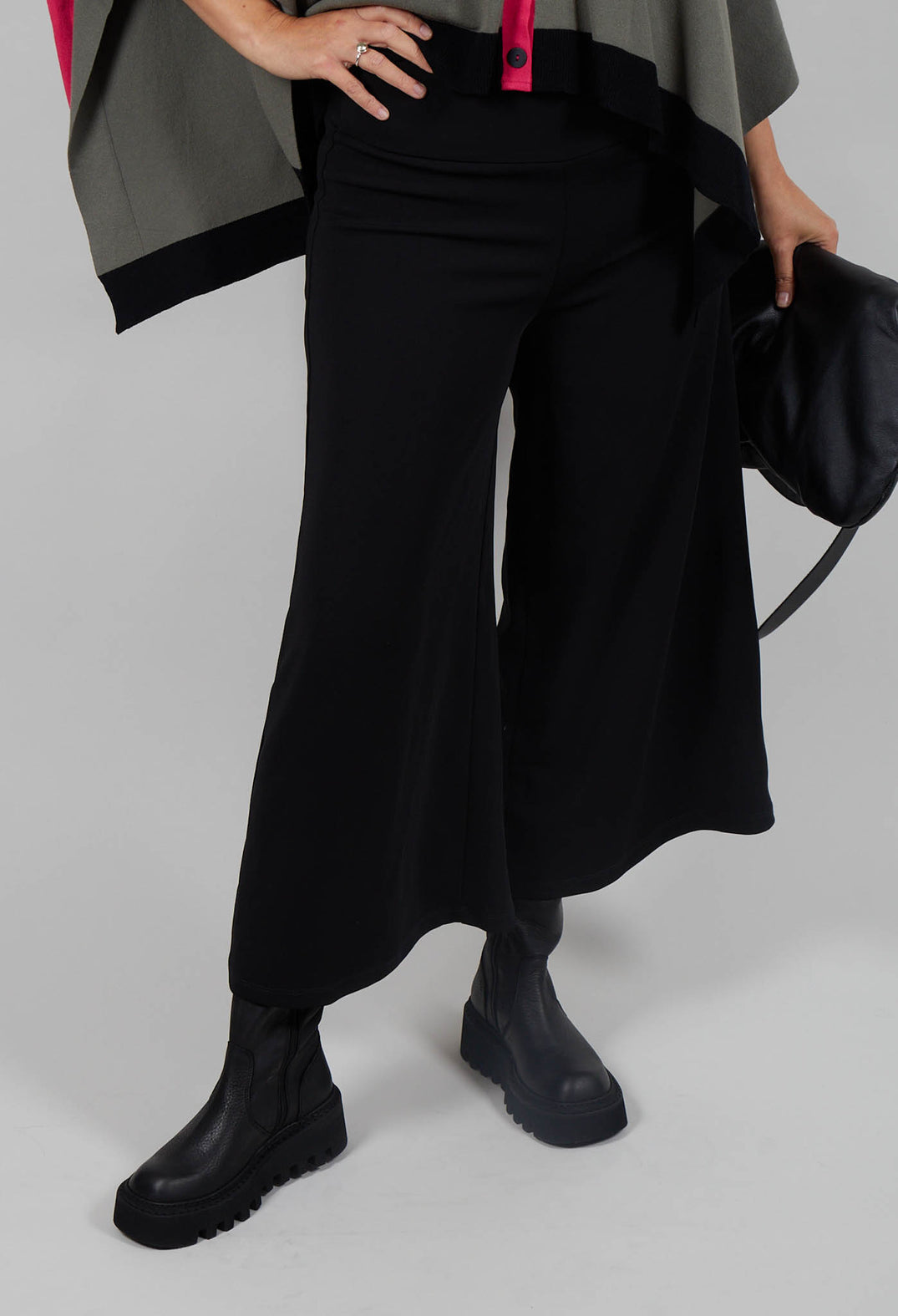Loose Fit Trousers in Black