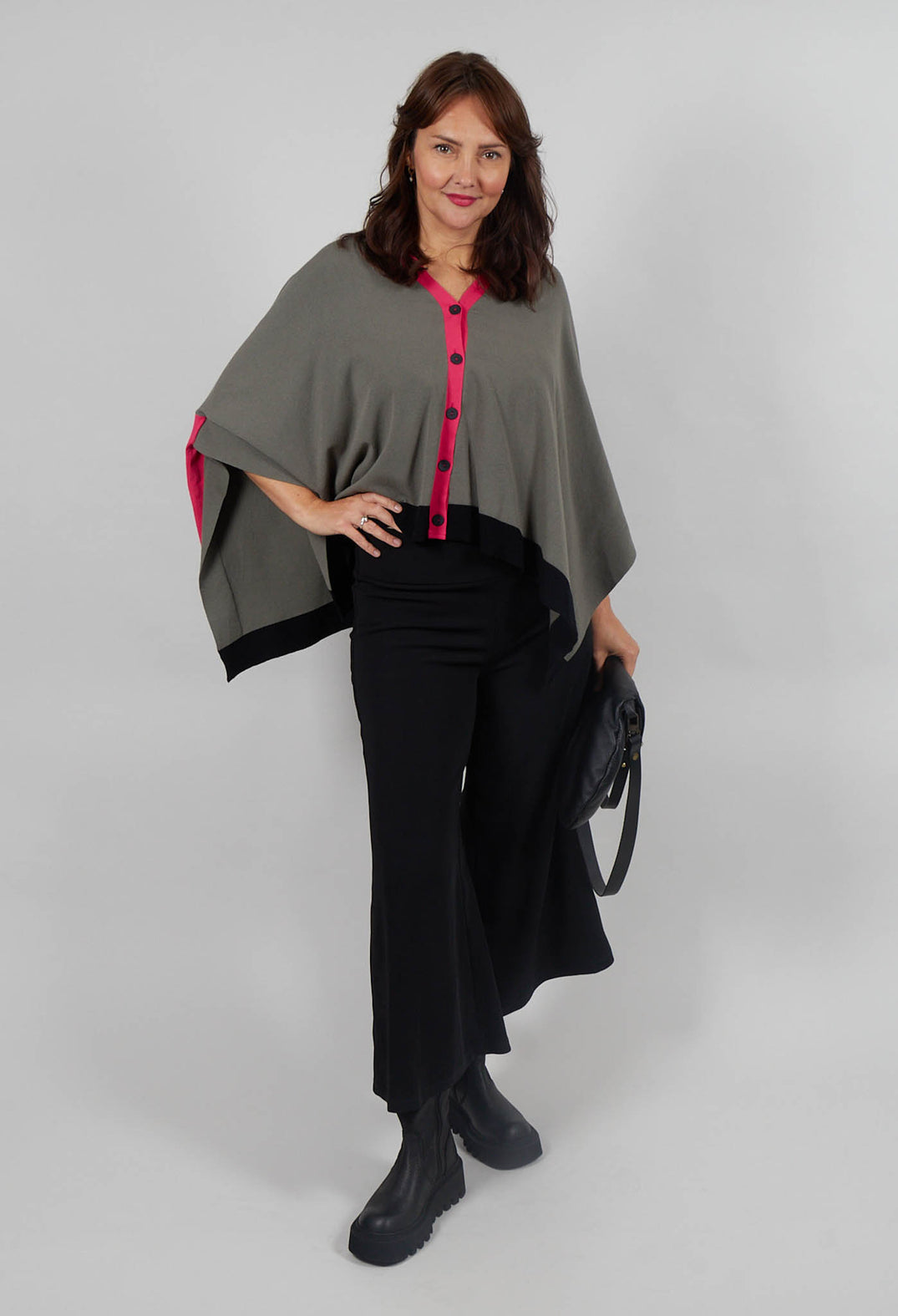 Loose Fit Trousers in Black