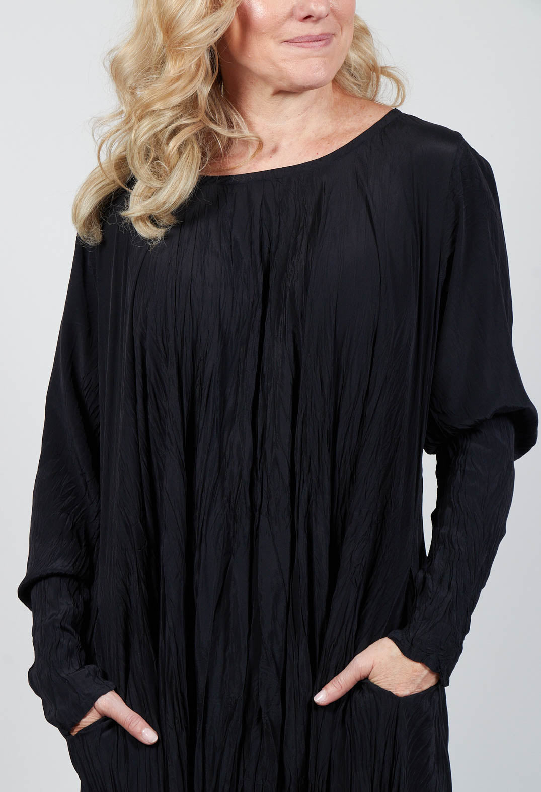 Naturgeid Dress in Kaviar Black
