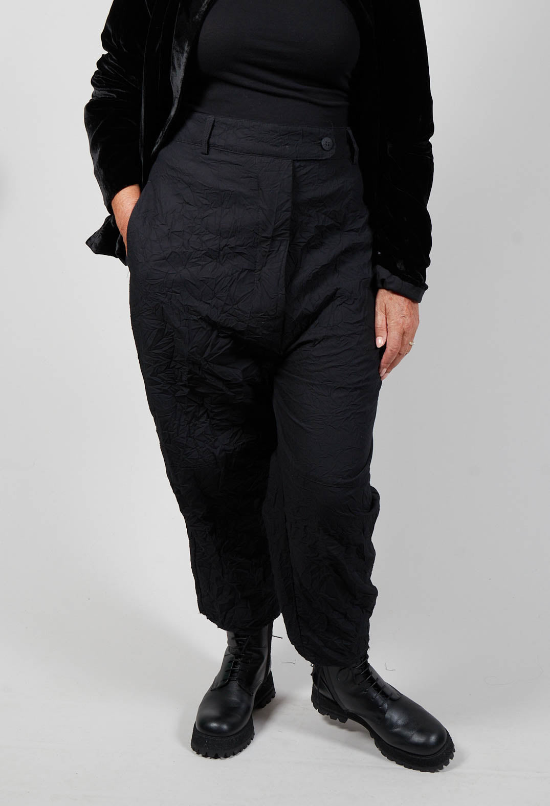 Crinkled Smart Trousers in 9000