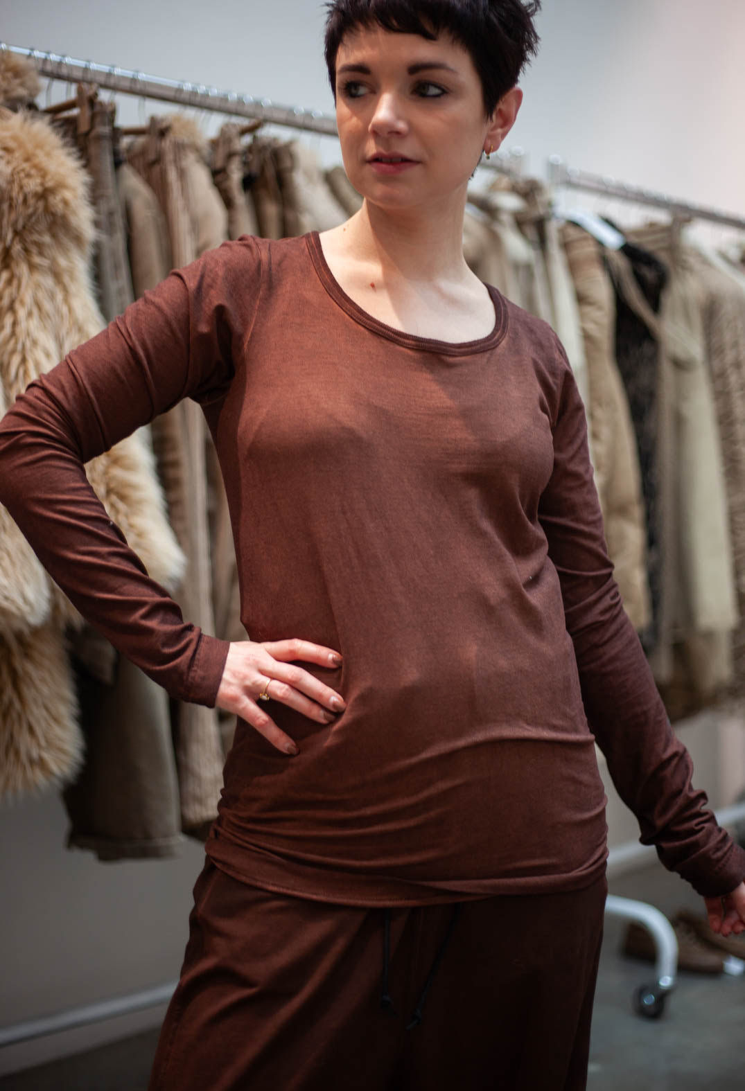 PRE-ORDER - Long Sleeve T-Shirt in Dk Dakar Cloud (Pictured in Henna Cloud) - 2560509