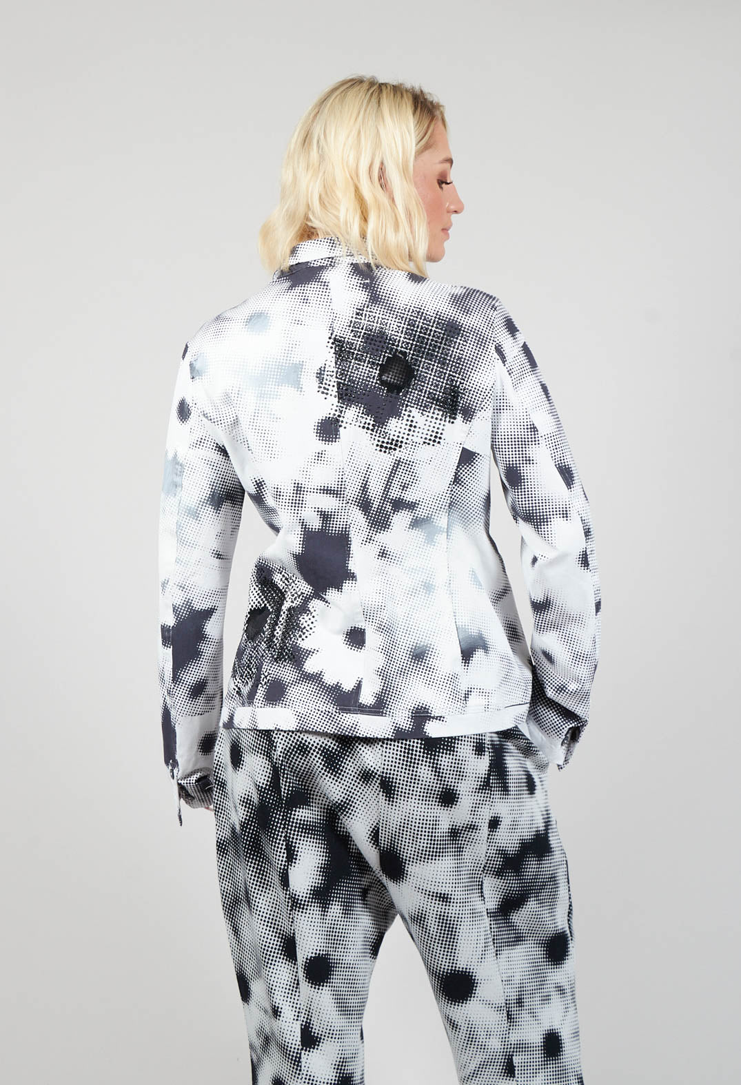 Utility Style Jacket with Pockets in Black Imprint