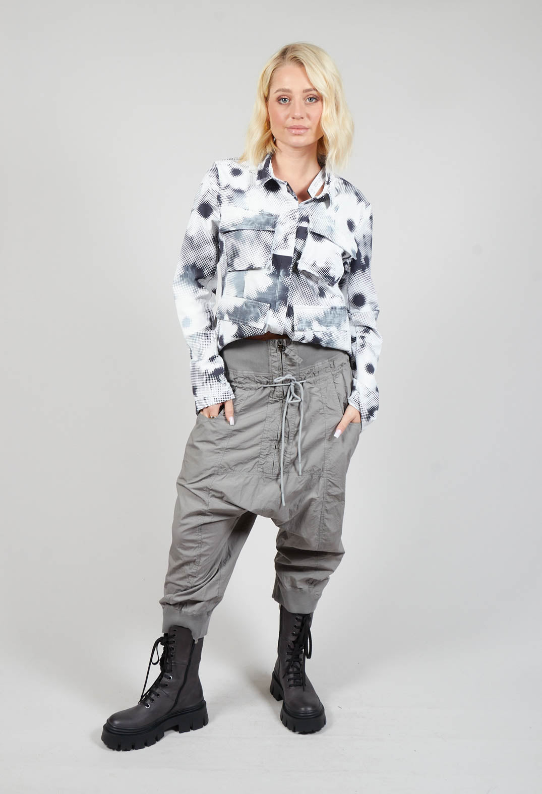 Cropped Cargo Trousers with Jersey Waistband in Grey