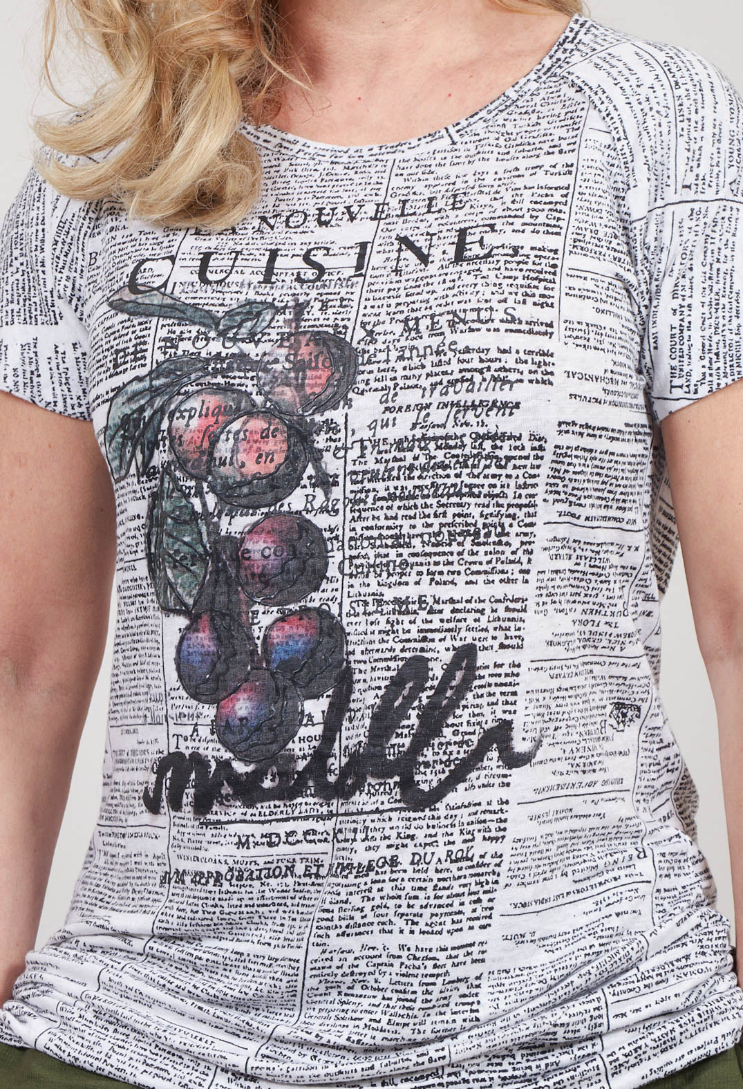 Longline T-Shirt with Damson Design in Quetsche Print