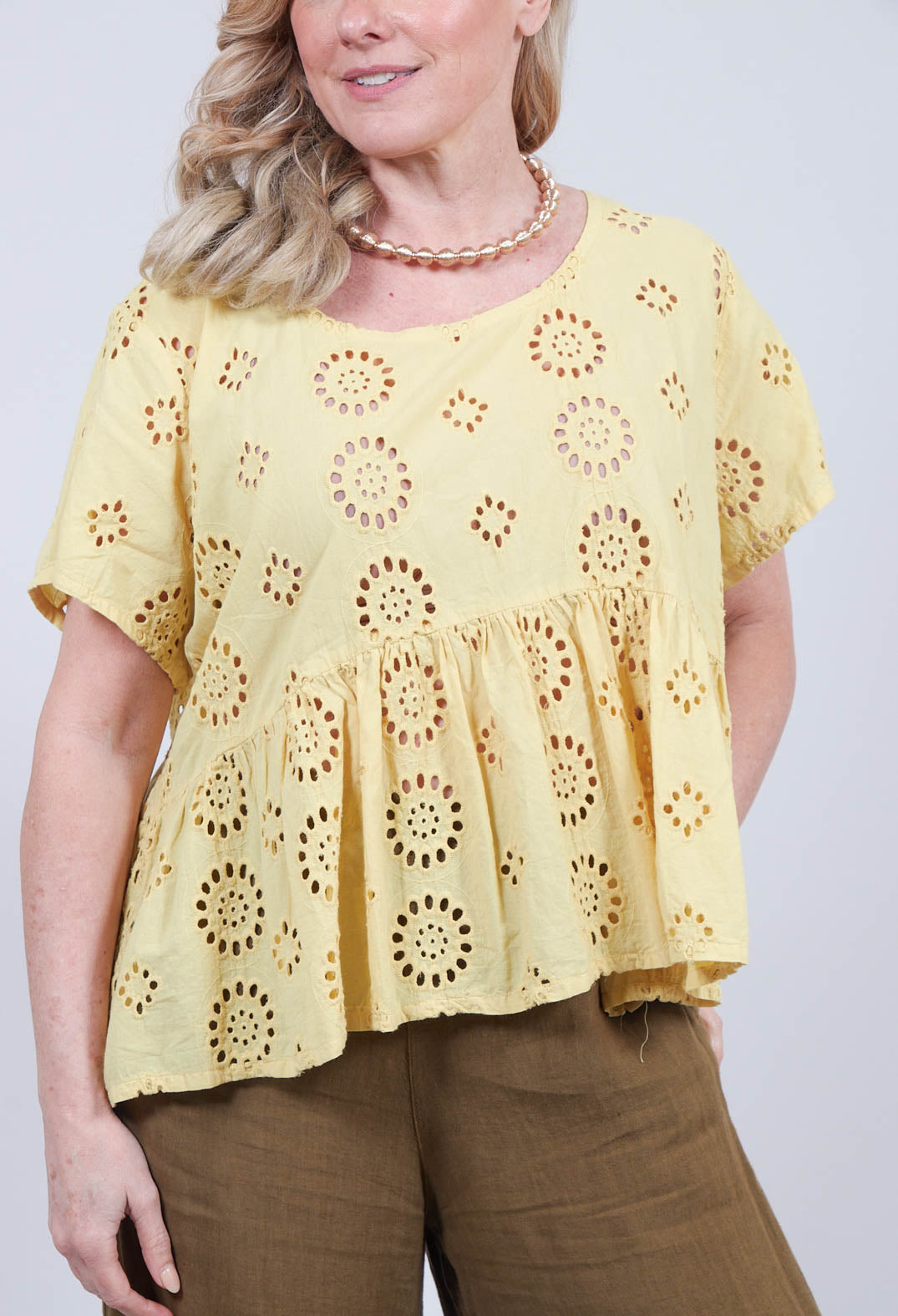 Ahbiszett Top in Leo Yellow