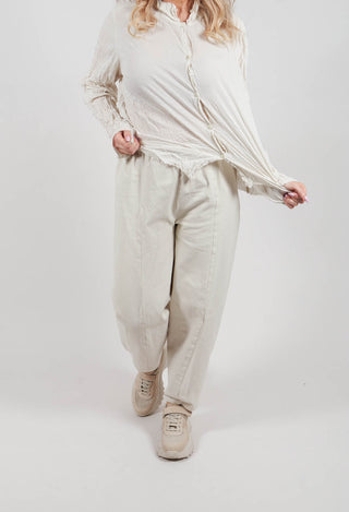 Barest Trousers in Gefuhl Beige