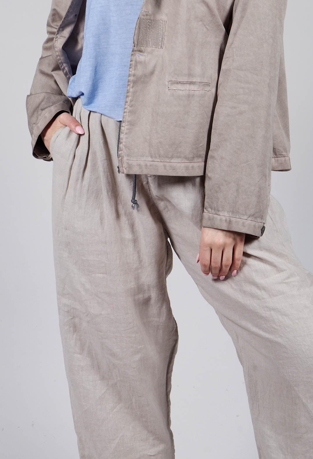 Vintage Look Linen Trousers in Original Beige