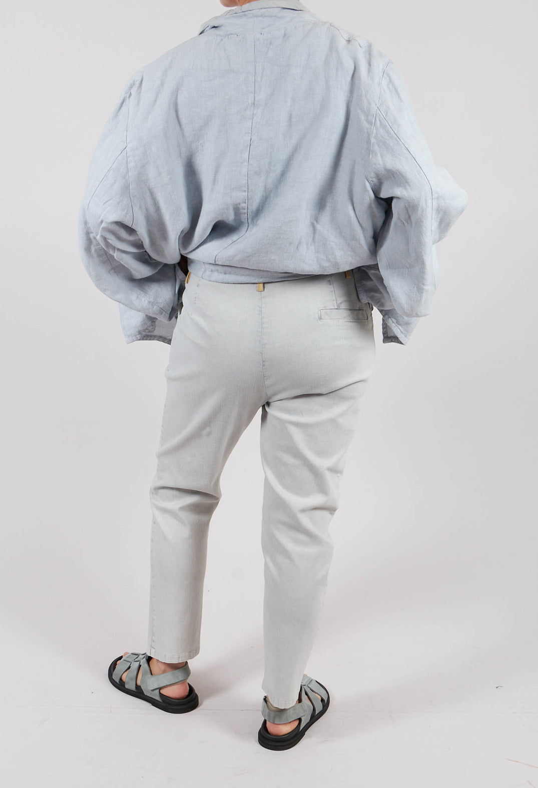 Slim Fit Jeans with Contrasting Waistband in Light Grey