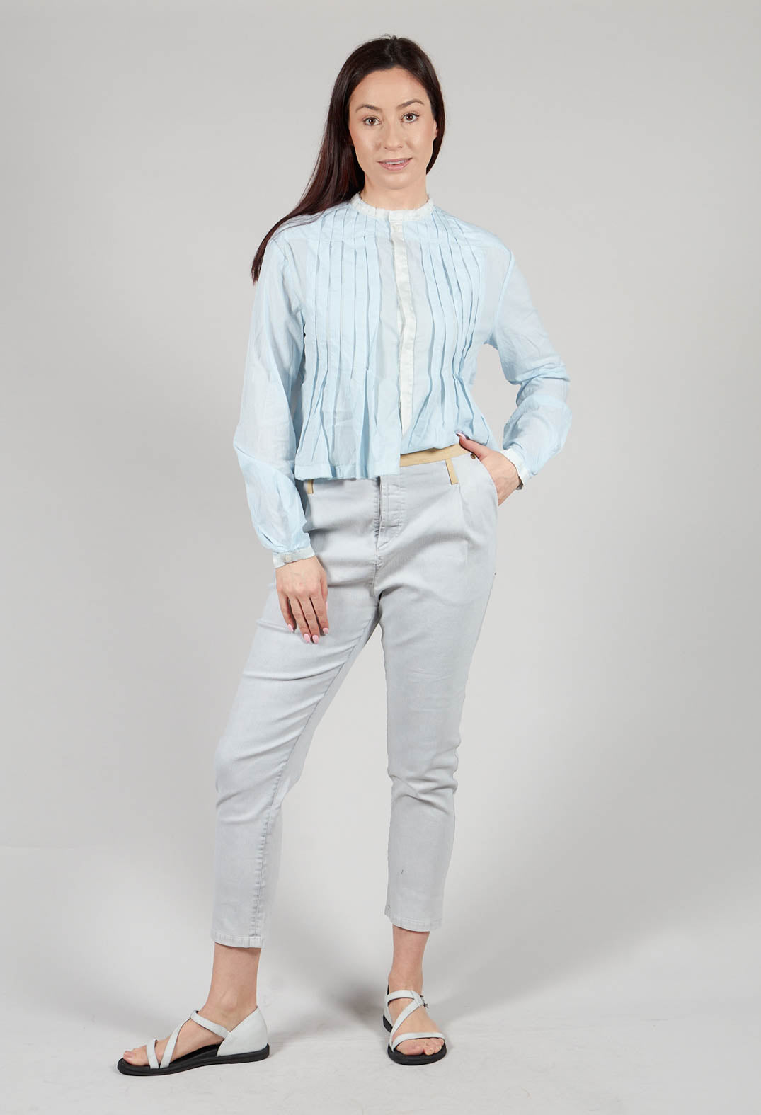 Slim Fit Jeans with Contrasting Waistband in Light Grey