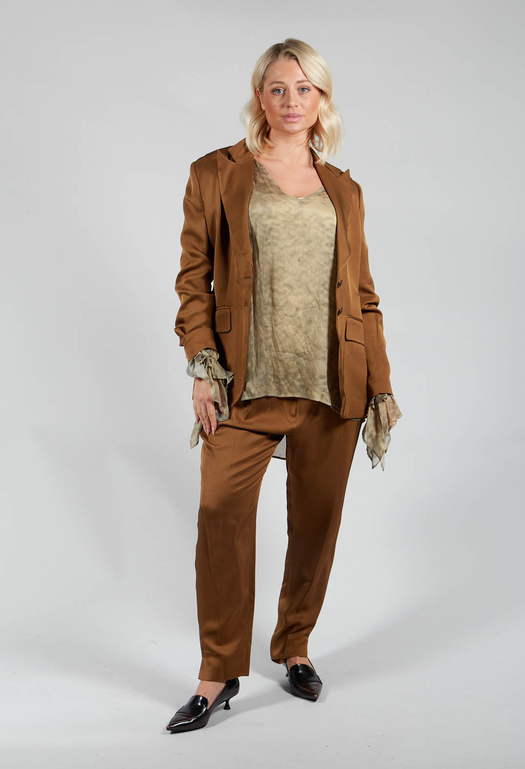 Straight Leg Pleated Trousers in Rust