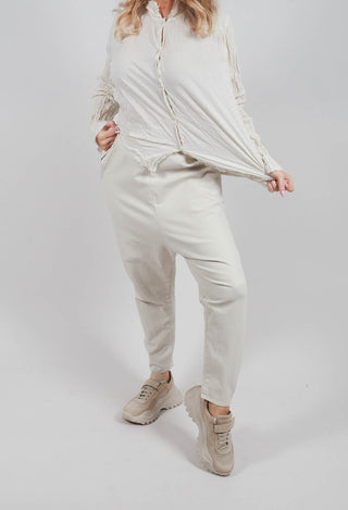 Wirksamen Trousers in Gefuhl Beige