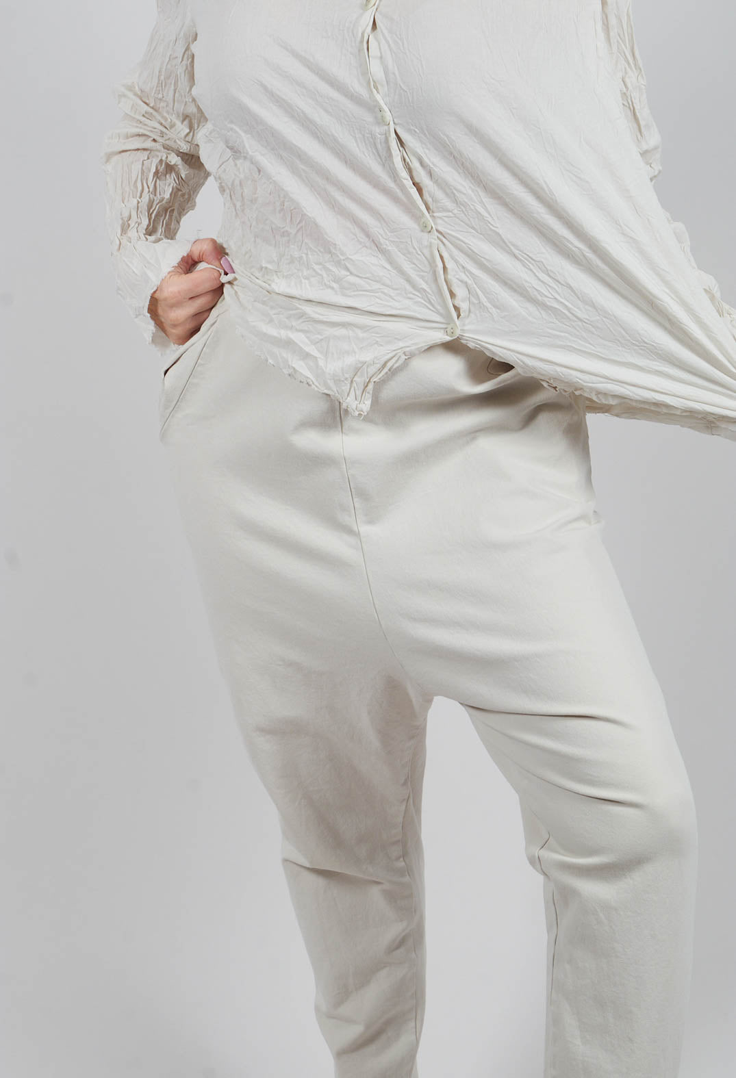 Wirksamen Trousers in Gefuhl Beige