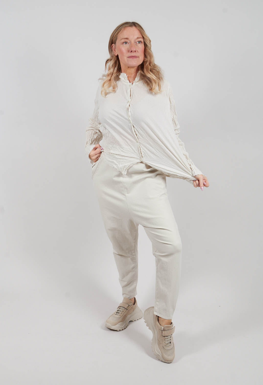 Wirksamen Trousers in Gefuhl Beige