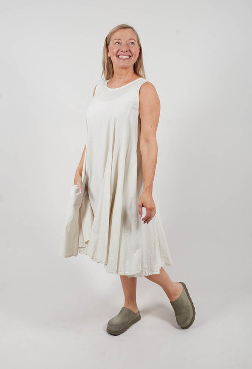 Reboundich Dress in Gefuhl Beige