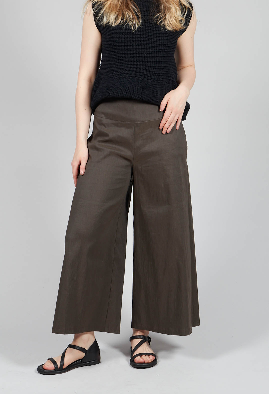 Culotte Trousers in Khaki