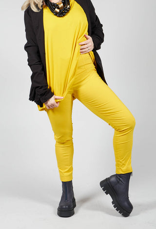 Pull on Fitted Trousers in Lemon