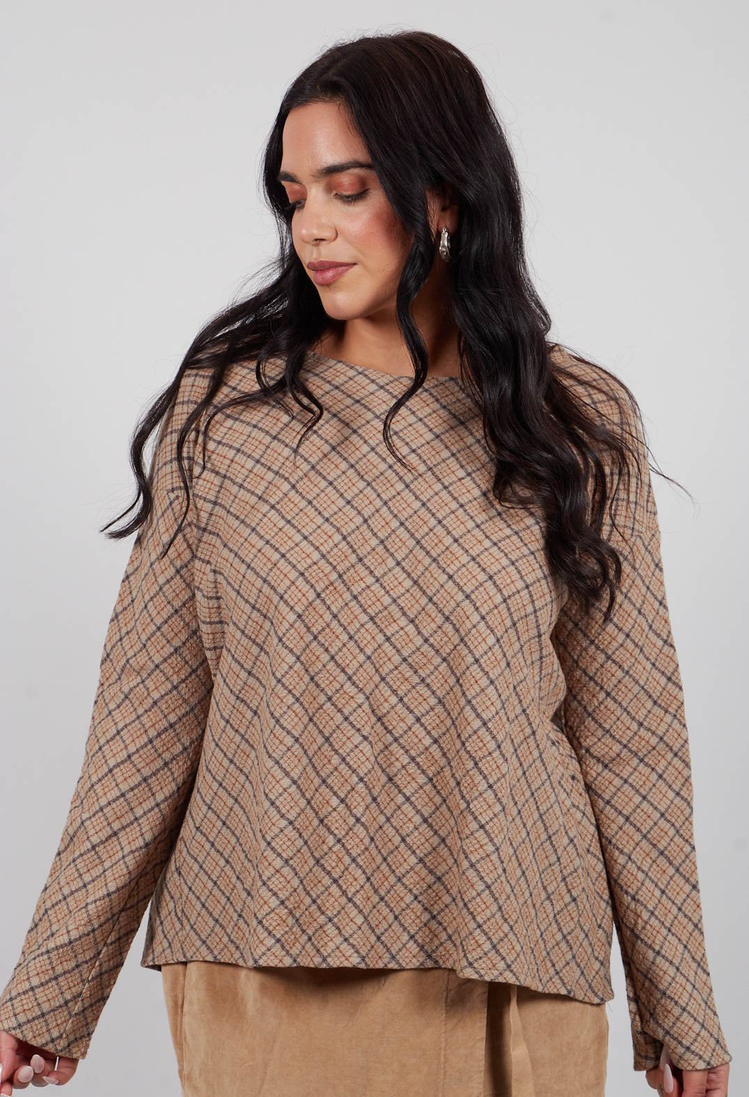Top with Tartan Wool in Beige
