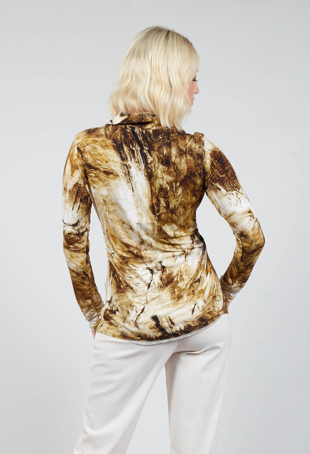 Jersey Shirt with Amber Marble Print