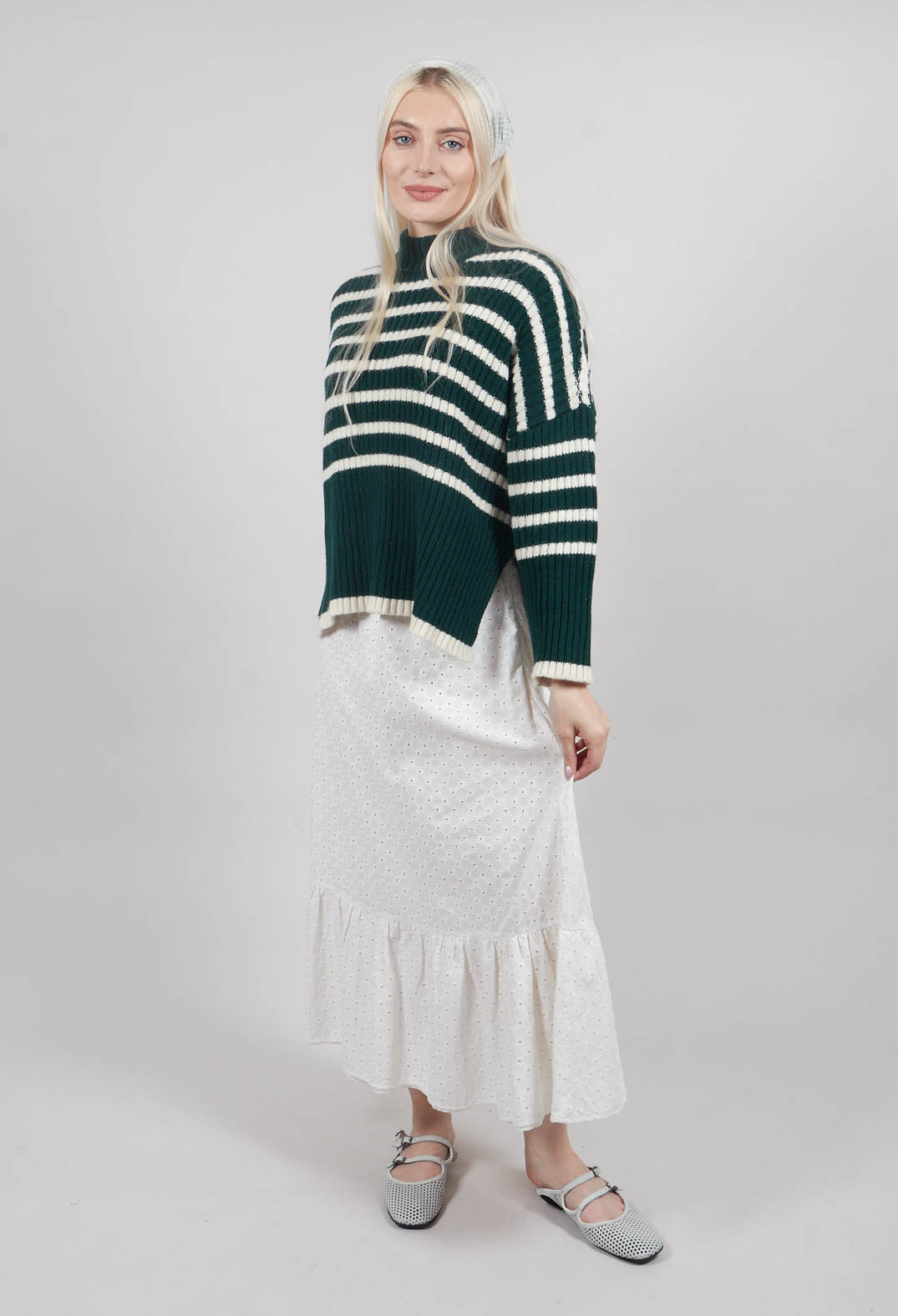 Oversized Pull with Green and Ecru Stripes