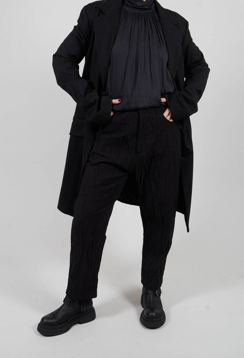 Loose Fit Crinkled Trousers in Black