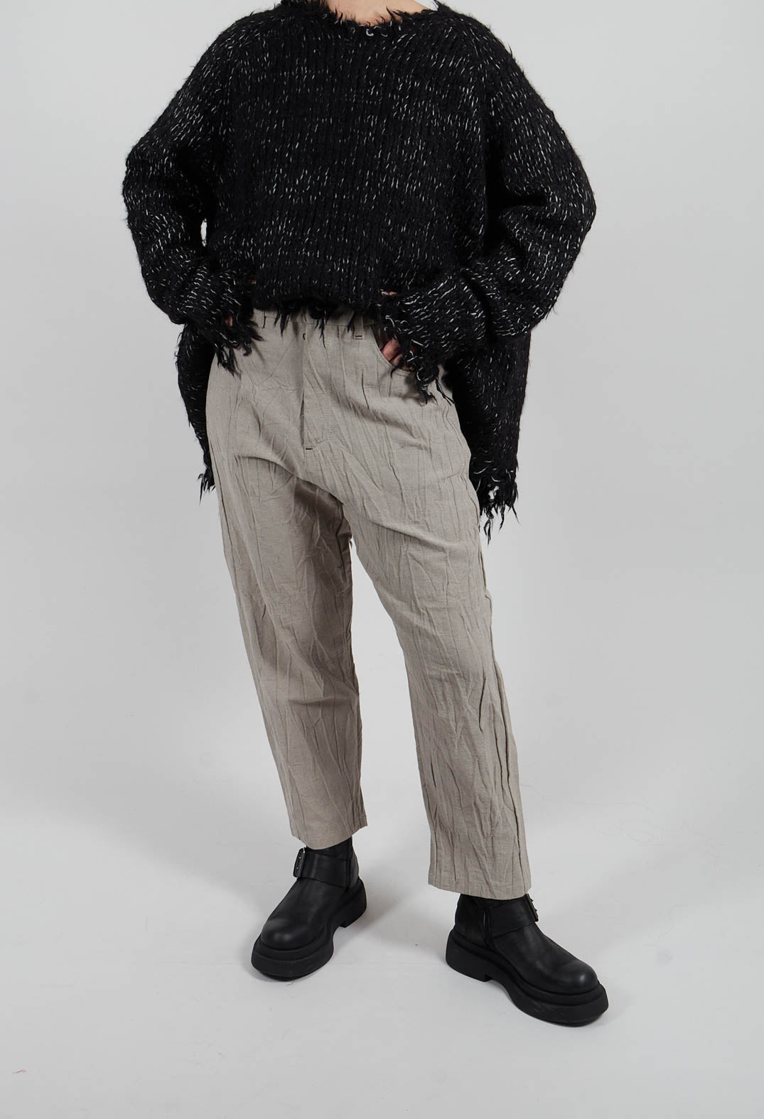 Loose Fit Crinkled Trousers in Beige