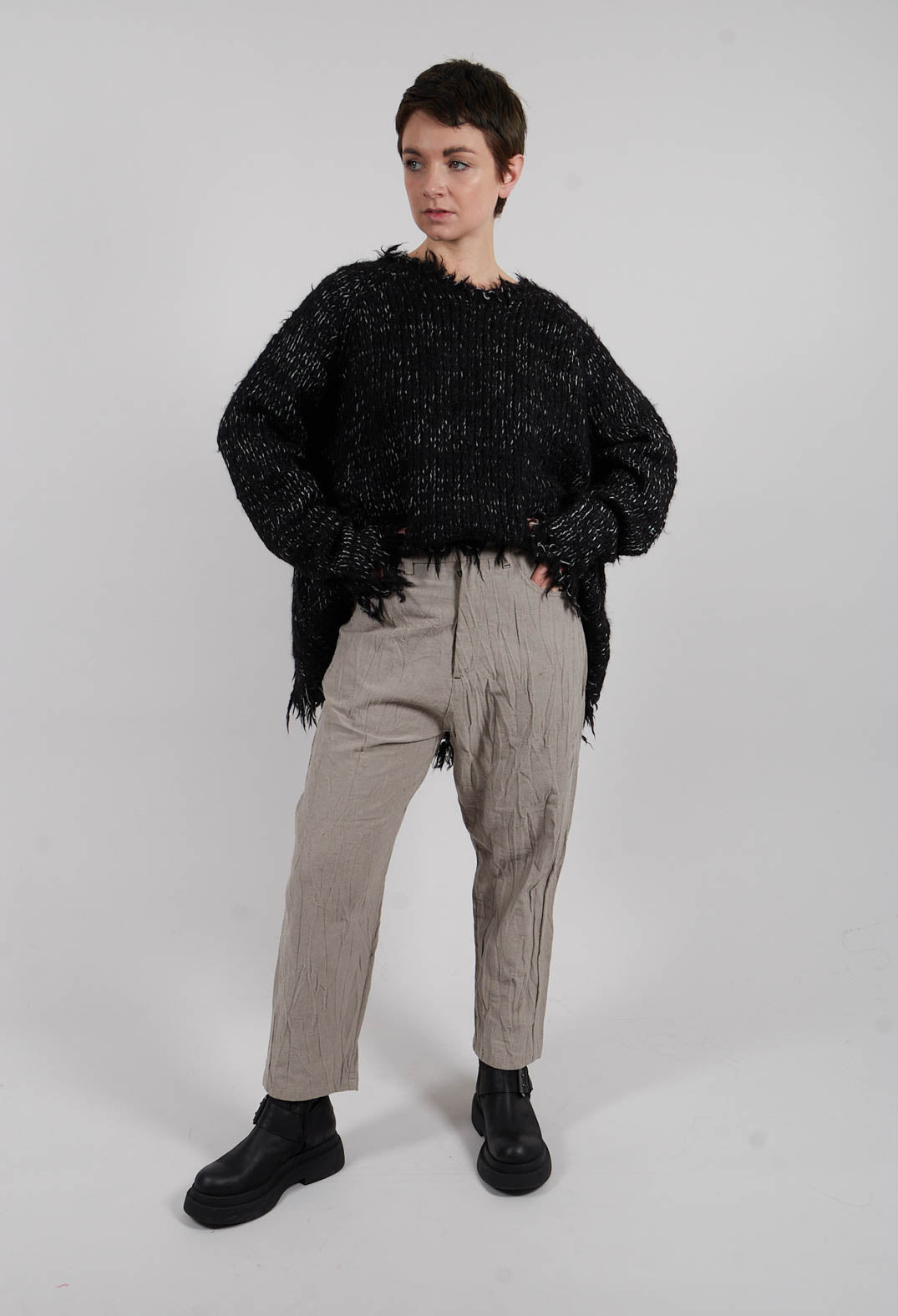 Loose Fit Crinkled Trousers in Beige