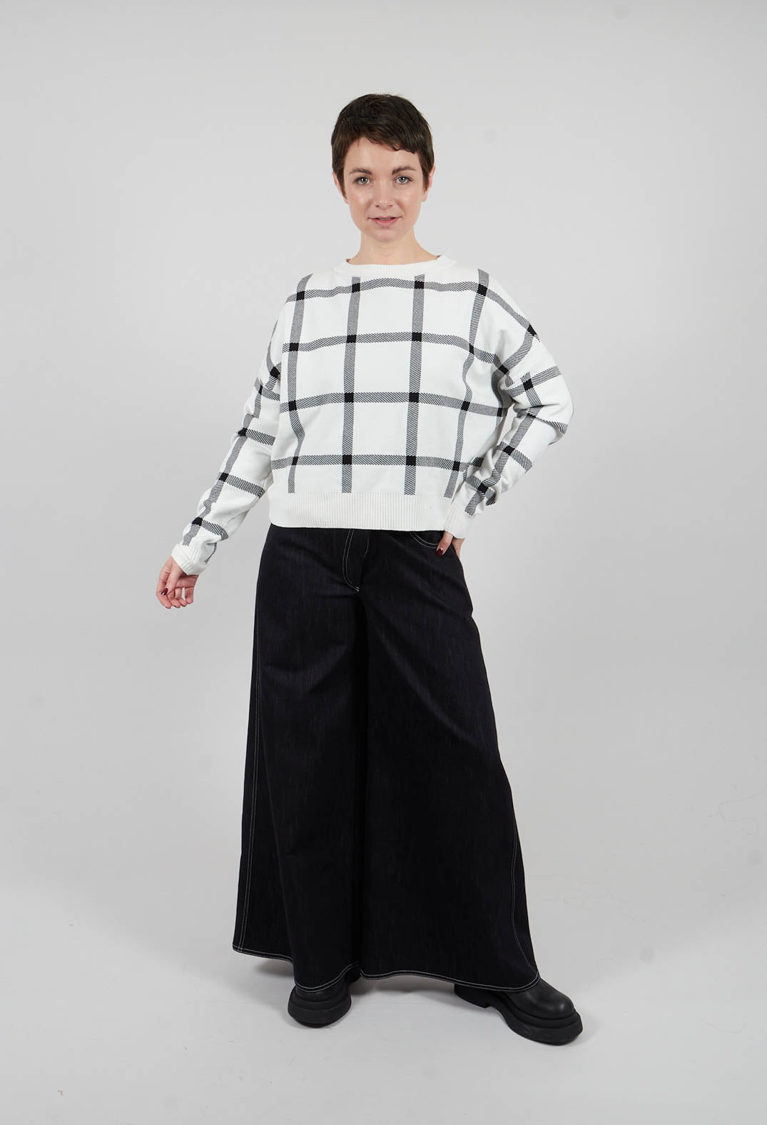 Long Sleeve Jumper with Check Design in White