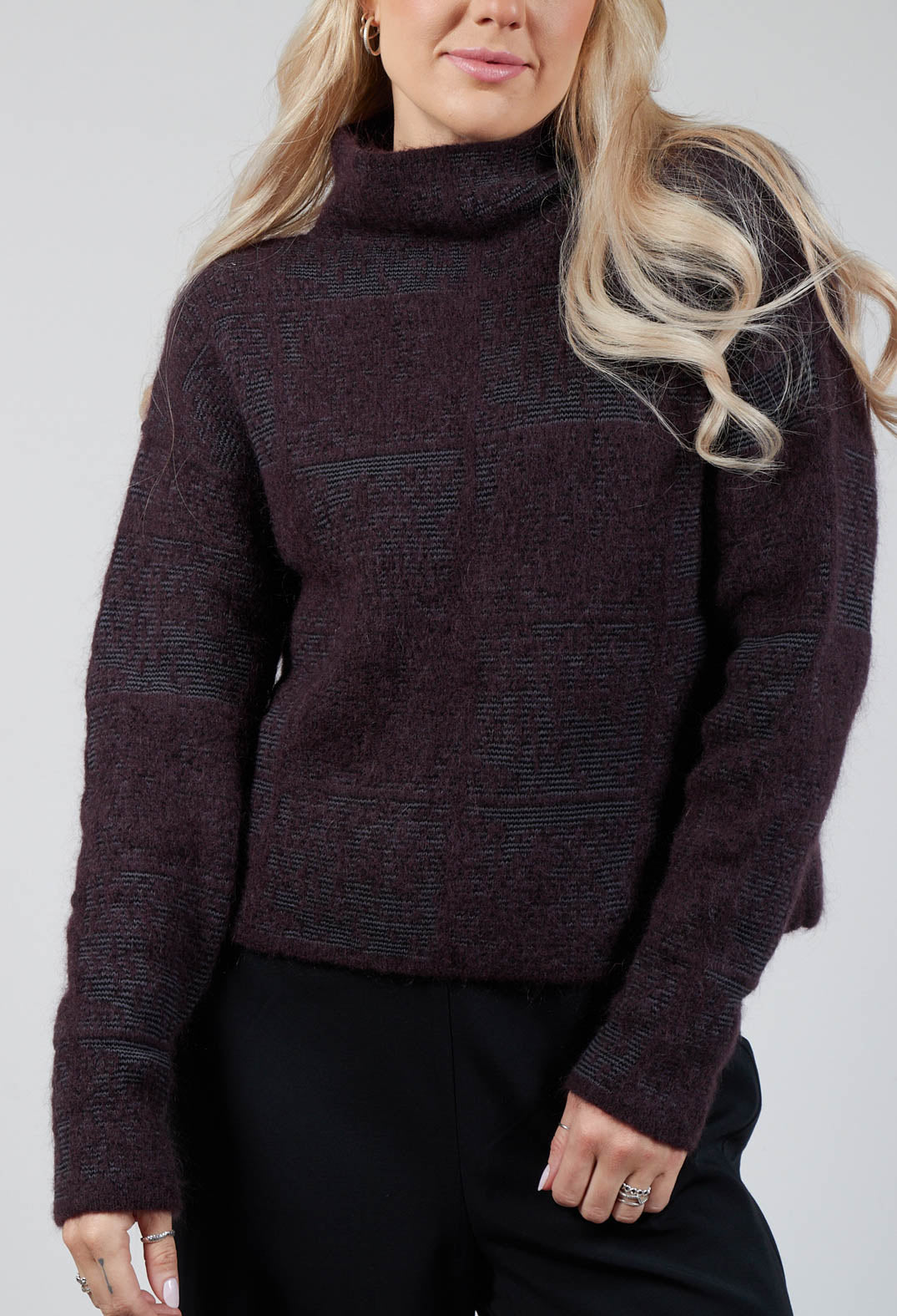 Jumper with Check Design in Plum