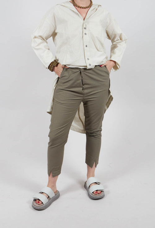 Azo Trouser in Argil