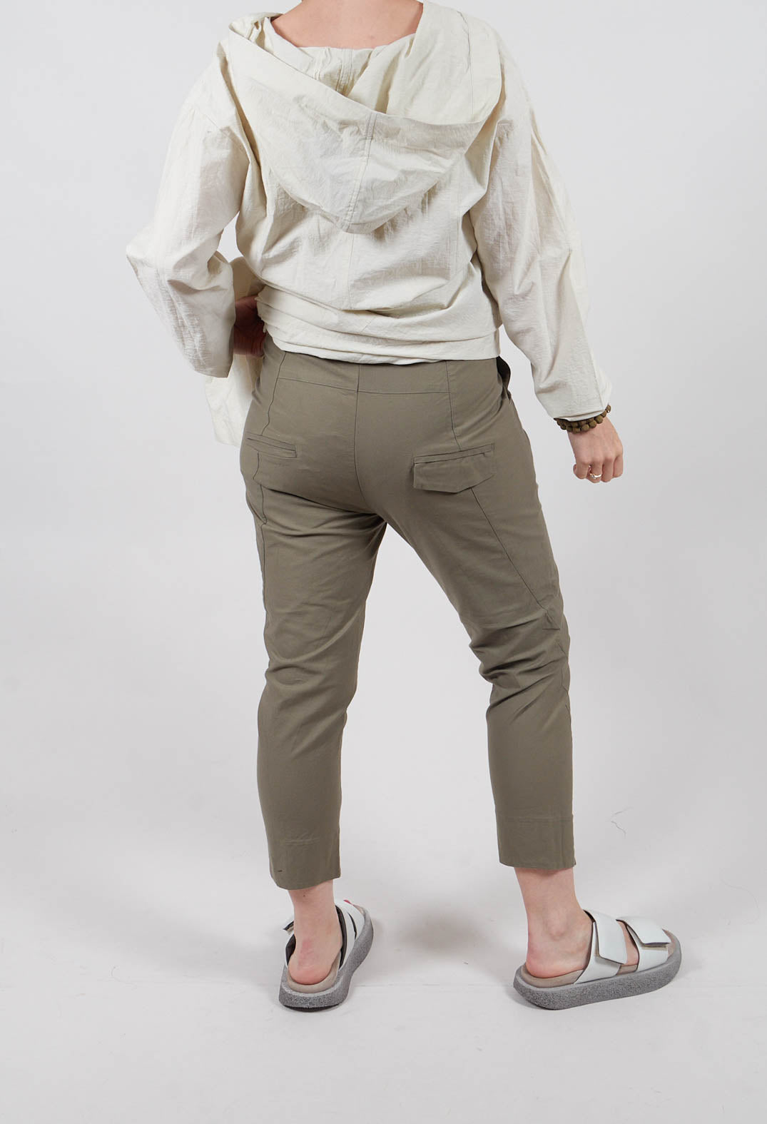 Azo Trouser in Argil