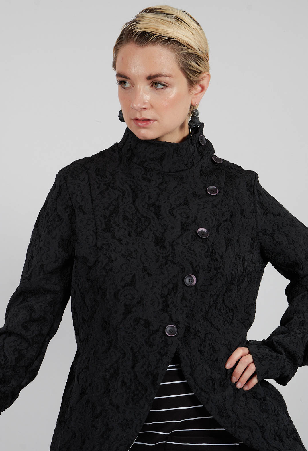 Fla Coat in Black