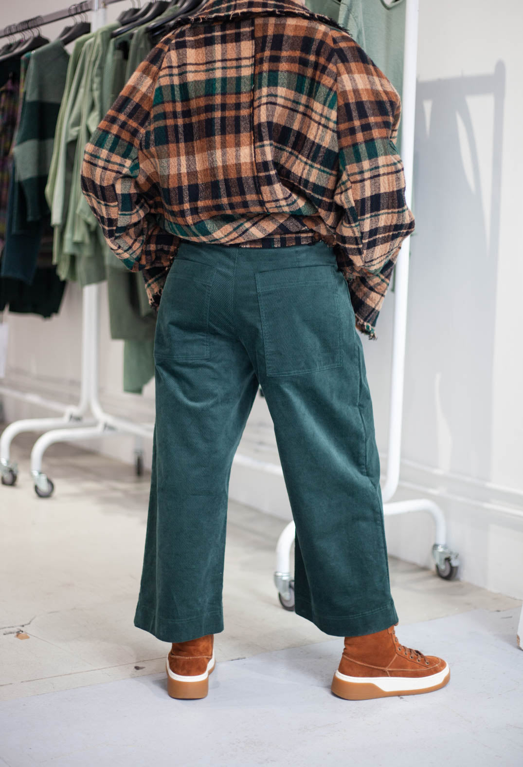 PRE-ORDER - Wide Leg Trousers in Forest - 3230113