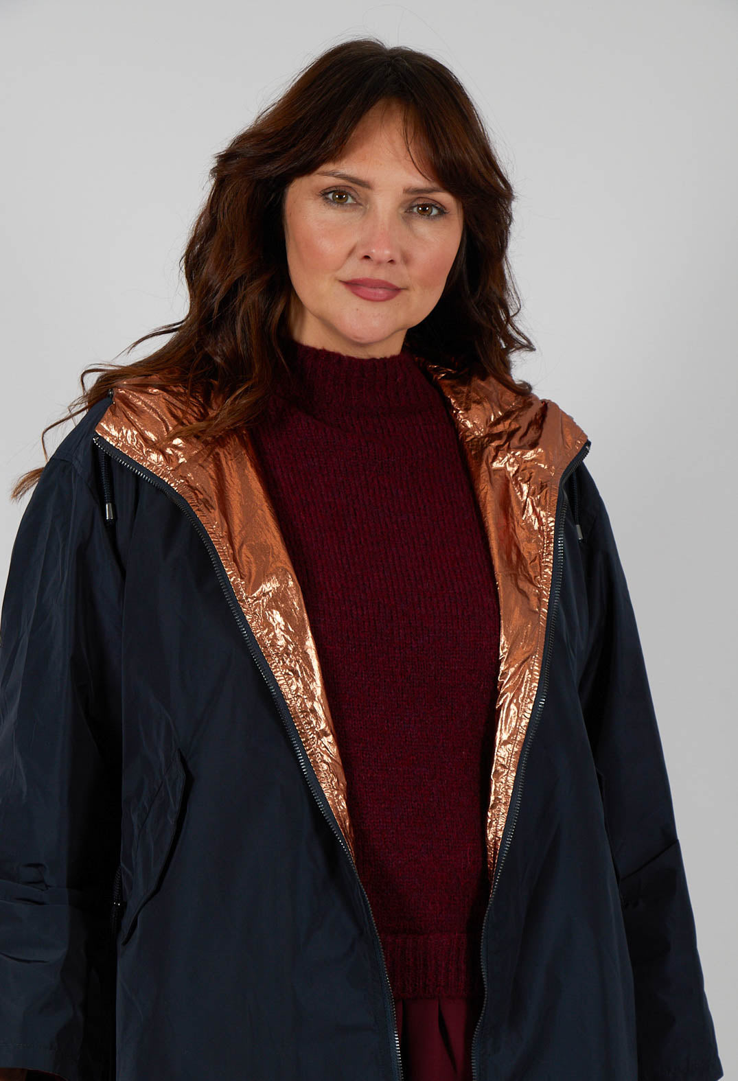 Reversible Lightweight Raincoat in Navy and Bronze