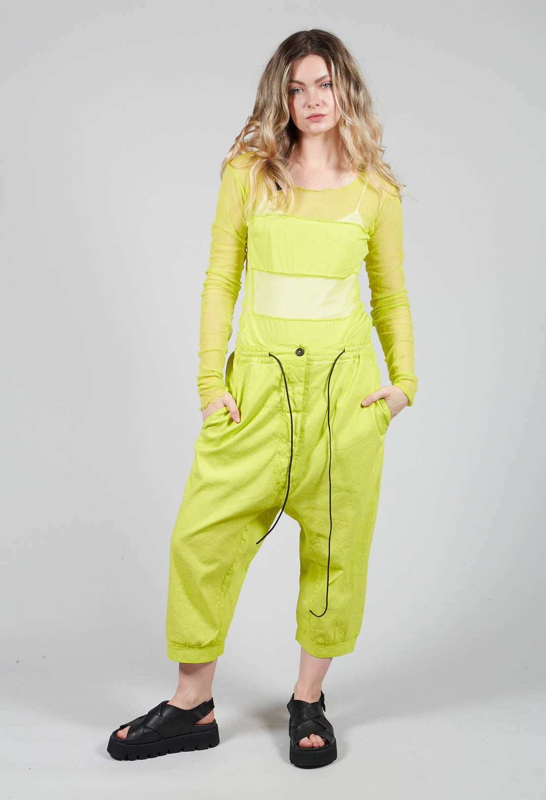 Cropped Drop Crotch Trousers in Yellow