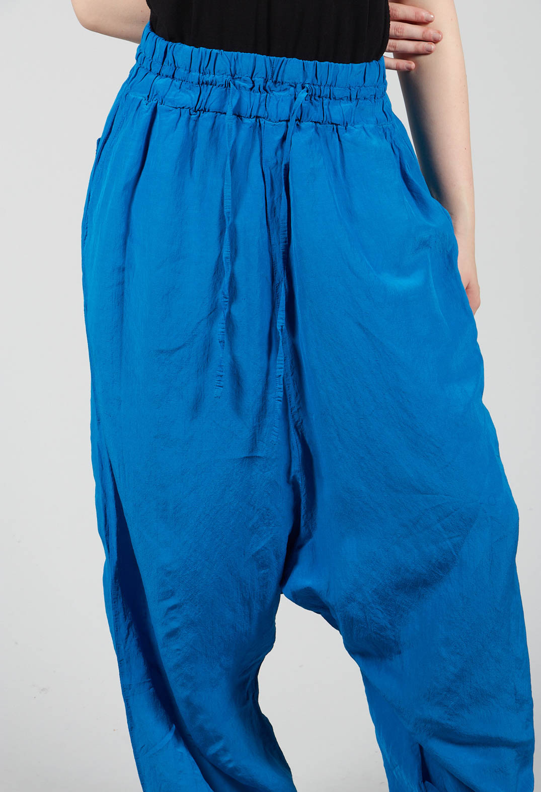 Cropped Linen Drop Crotch Trousers in Blue