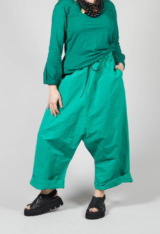 Wide Leg Drop Crotch Cropped Trousers in Green