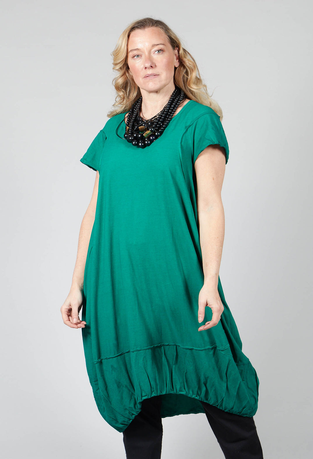 Short Sleeved Jersey Dress with Gathered Hem in Green