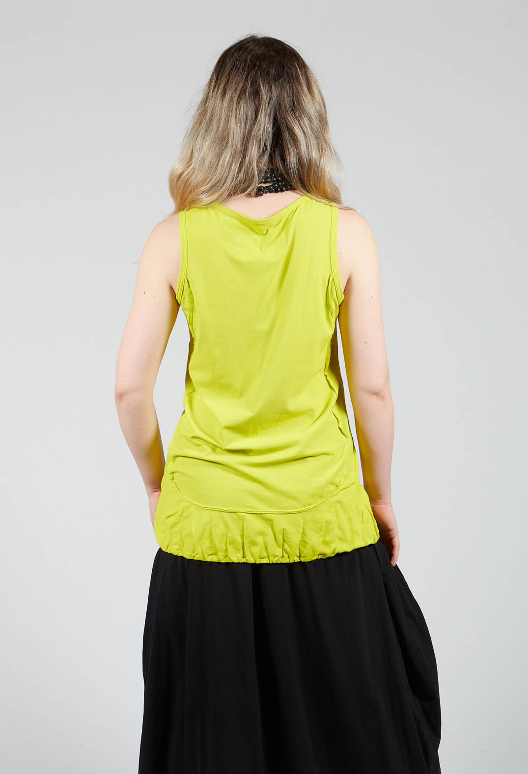 Sleeveless Jersey T Shirt wih Ruffle Hem in Spring