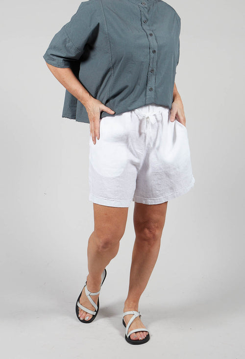 Linen Shorts in White
