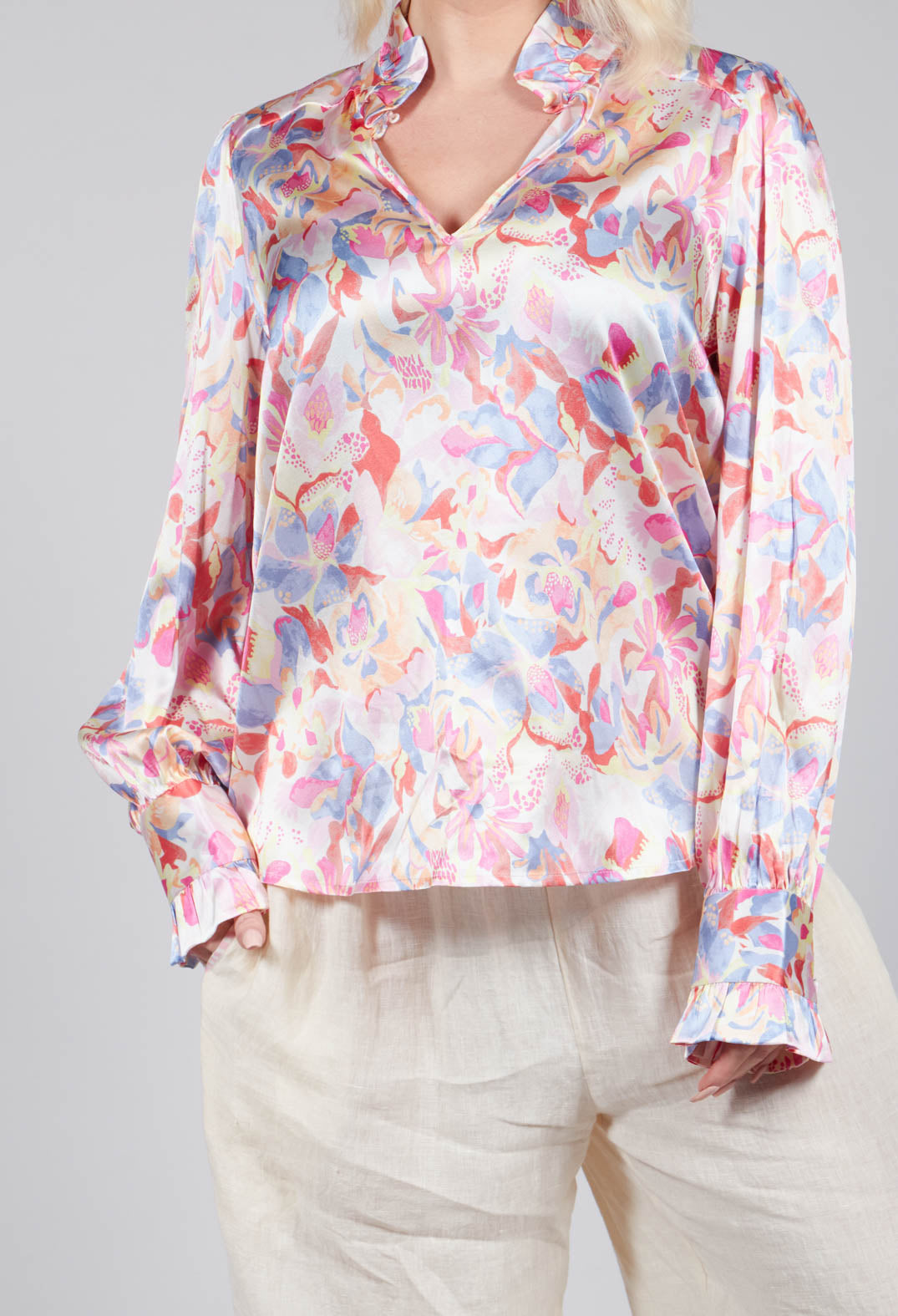 Merle Blouse in Flora Blossom
