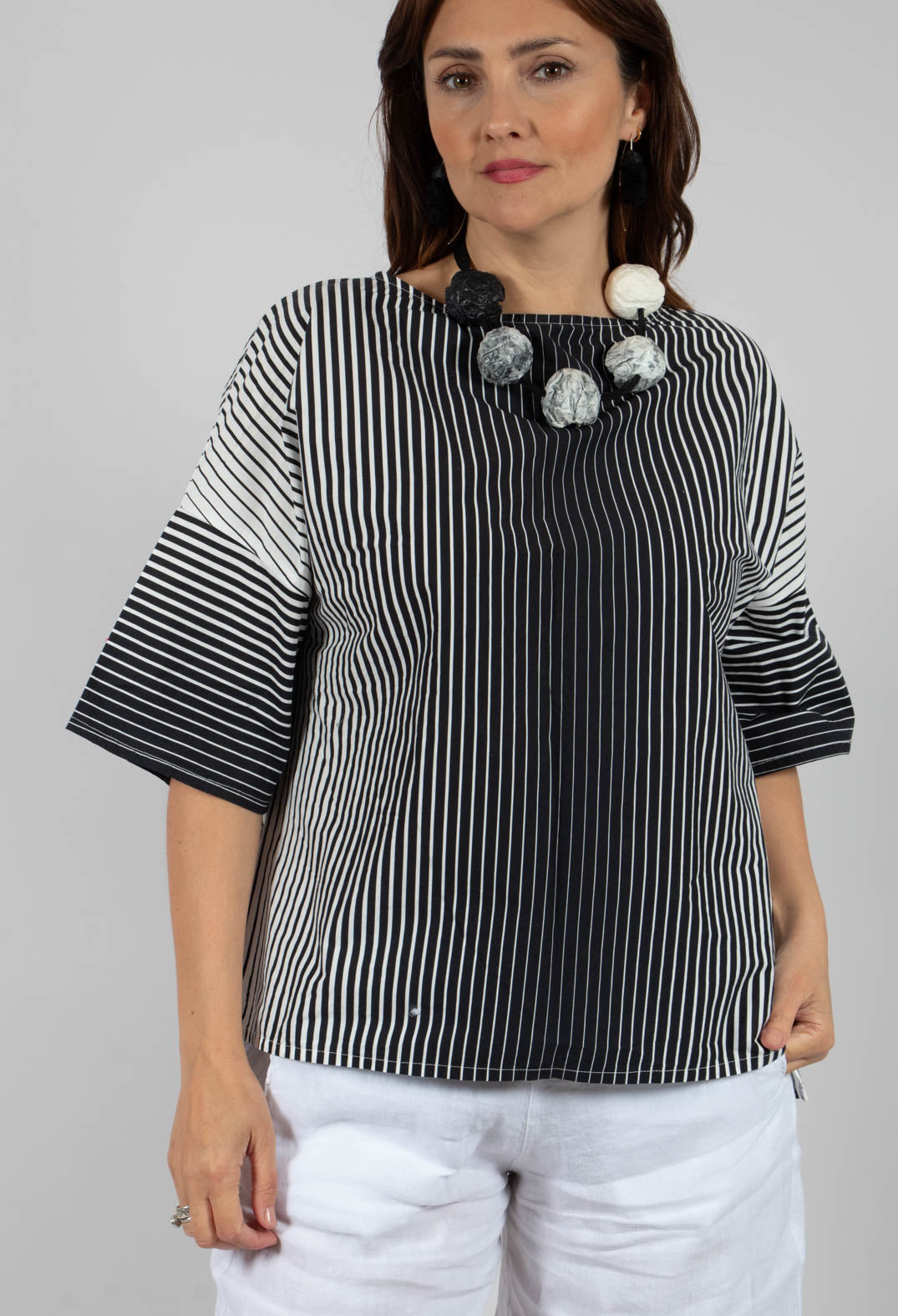 Faly Shirt in Off White and Night Stripe