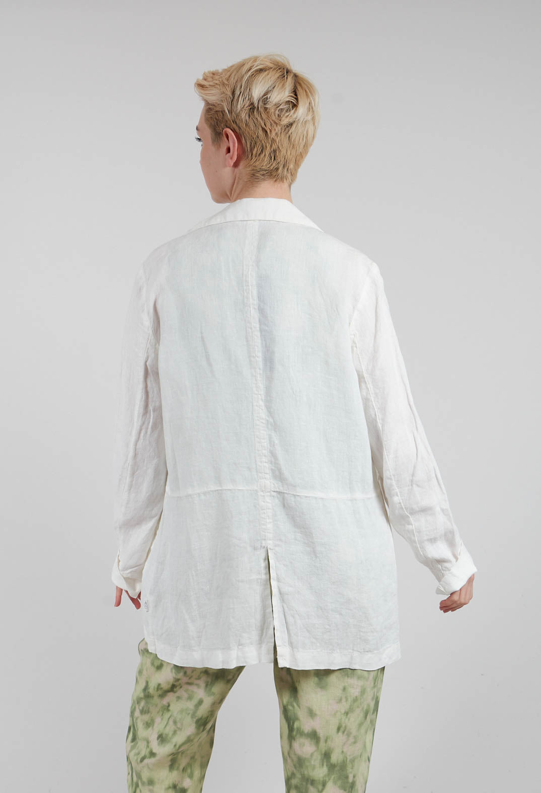 Ambato Blazer in Off White