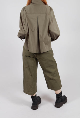 Sunyani Trousers in Argile and Majestic
