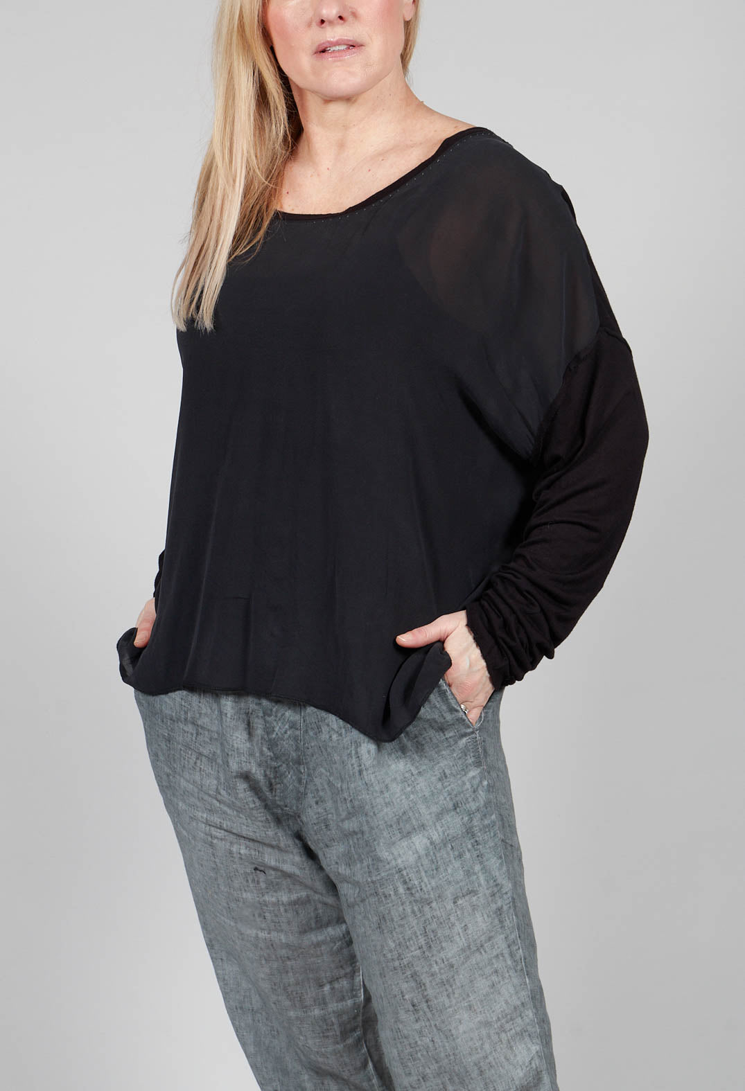 Lightweight Top with Contrasting Sleeves in Black