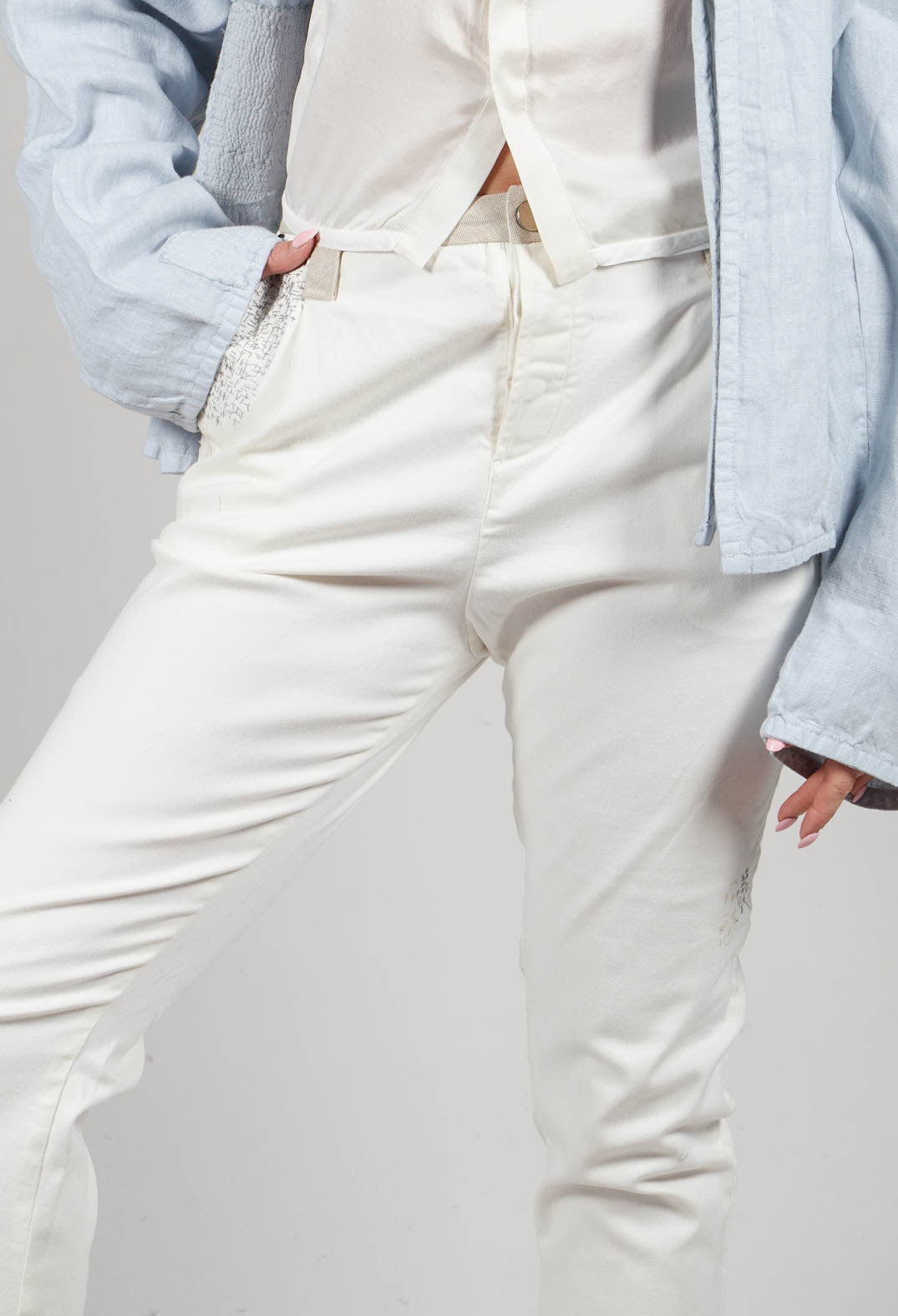 Slim Fit Jeans in Off White