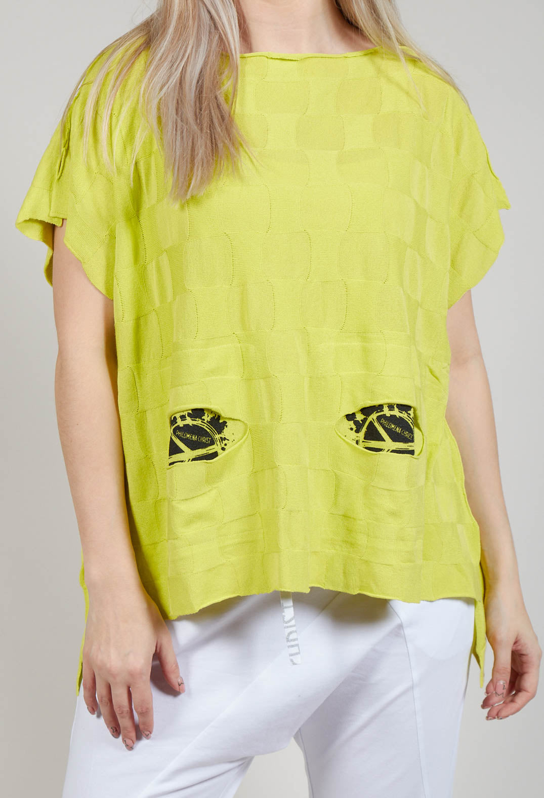 Relaxed Patch Pocket Top in Lemon
