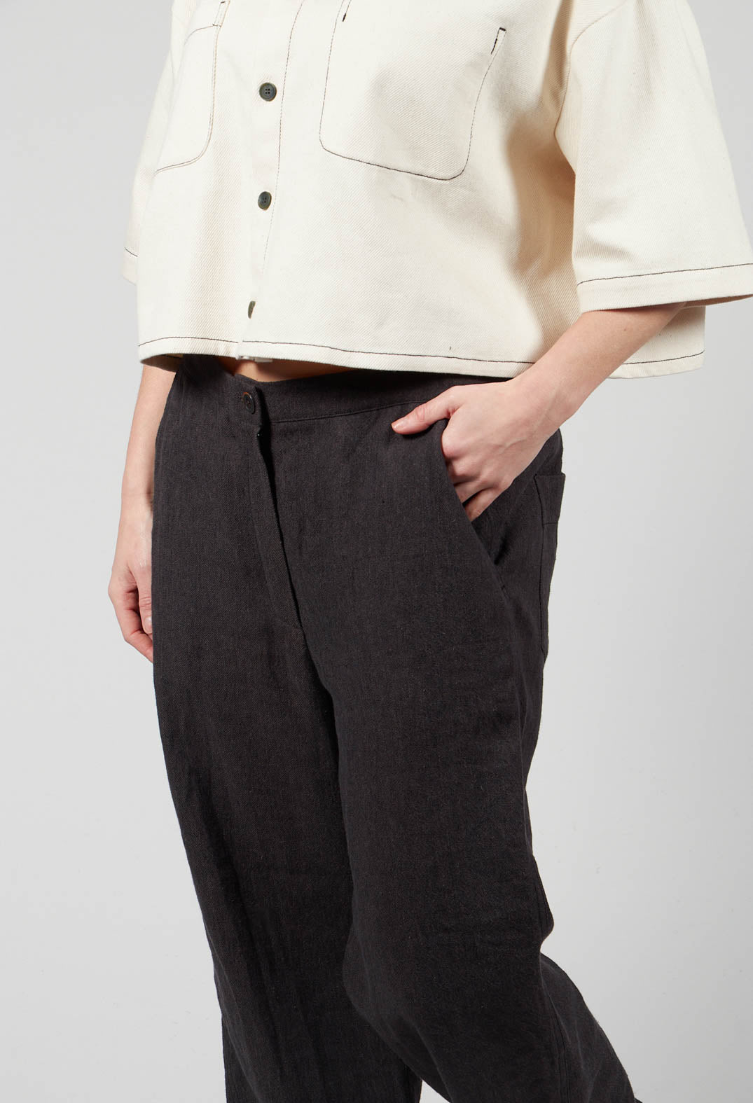 Straight Leg Trousers in Grey