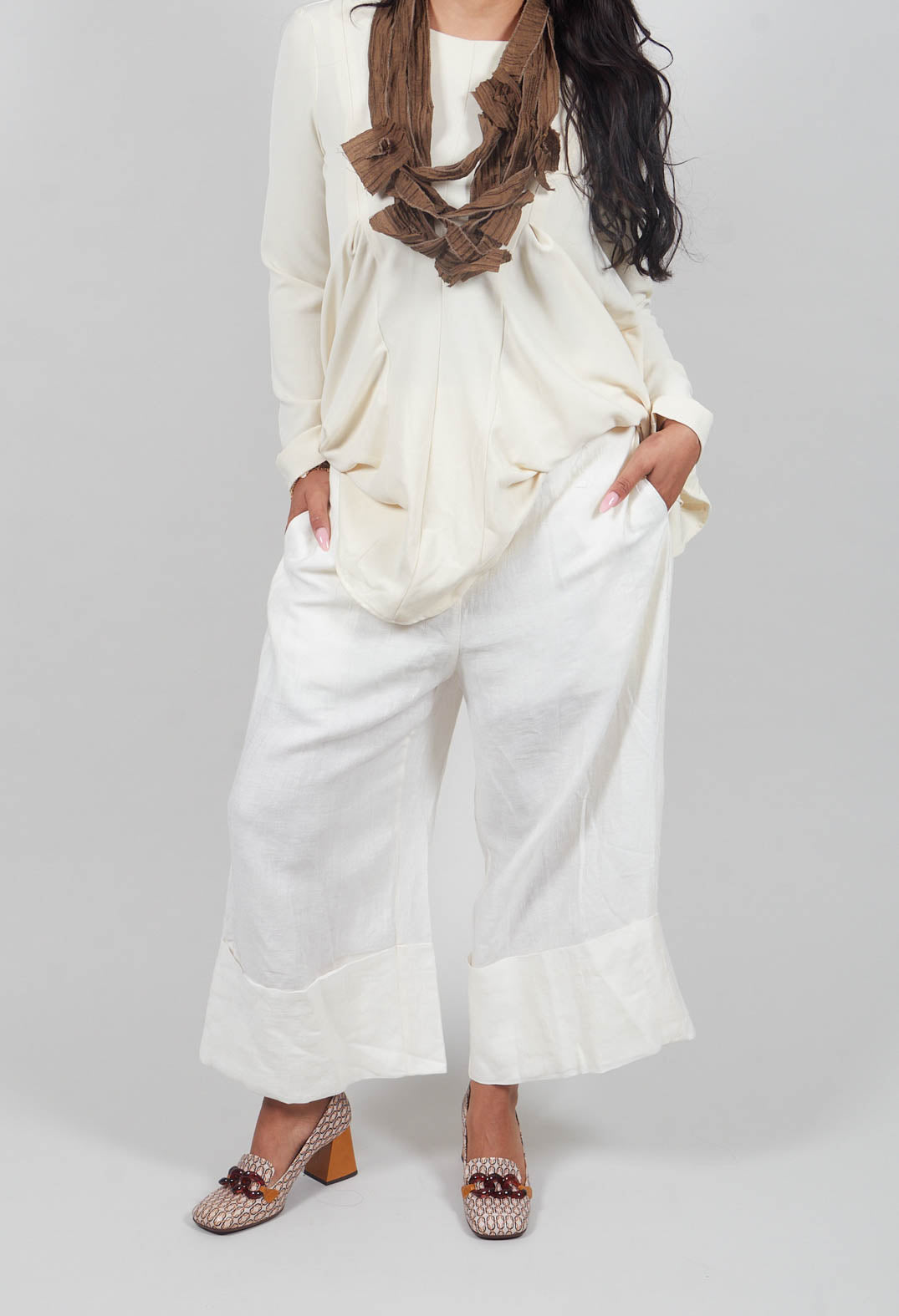 Pants Peressuti in Latte