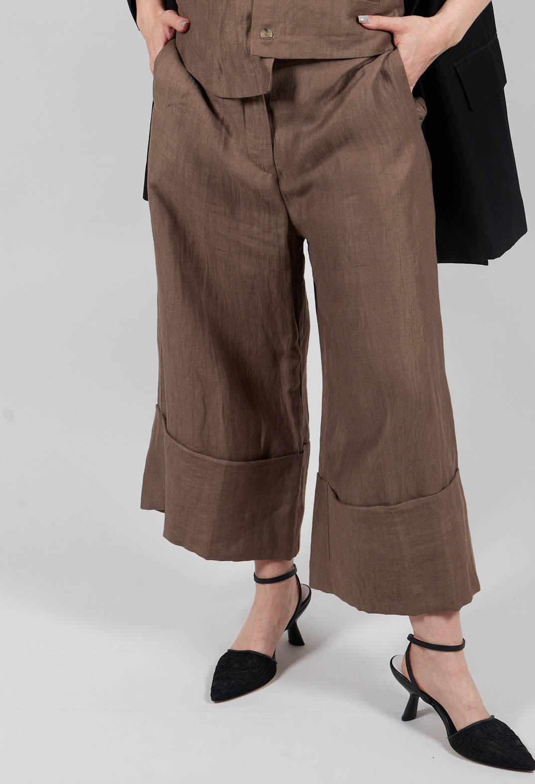 Pants Peressuti in Pecan