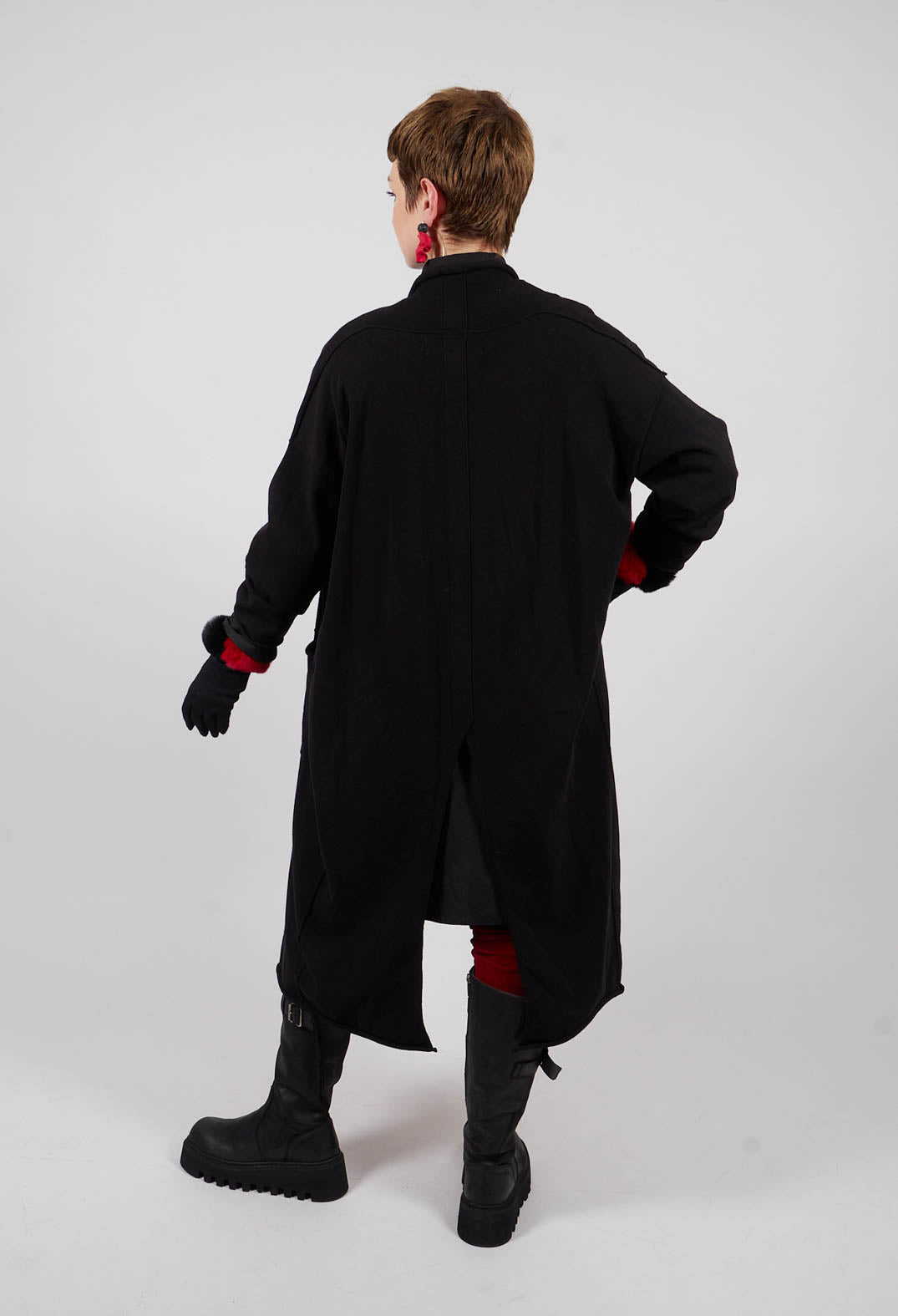 Isabel Benenato Long Cardigan in Black | Olivia May